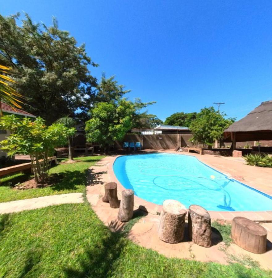 Birdville Bnb Guest House Gaborone Exterior foto